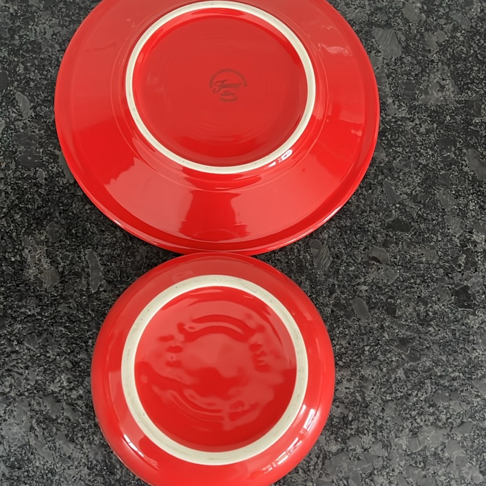 Fiesta scarlet snowflake gusto bowl and luncheon plate set - Picture 4 of 6